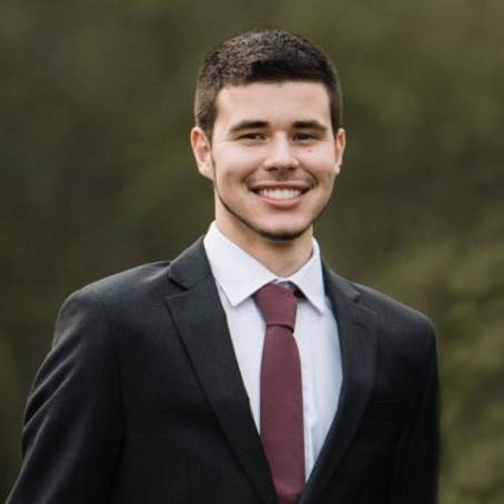 Meet your Posher, Nicholas
